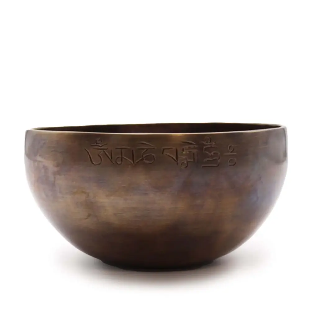 Large Indian Moon Phase Singing Bowl – (approx 850g) – 17cm | www.artisangoods.co.uk 2 Large Indian Moon Phase Singing Bowl – (approx 850g) – 17cm | www.artisangoods.co.uk 2