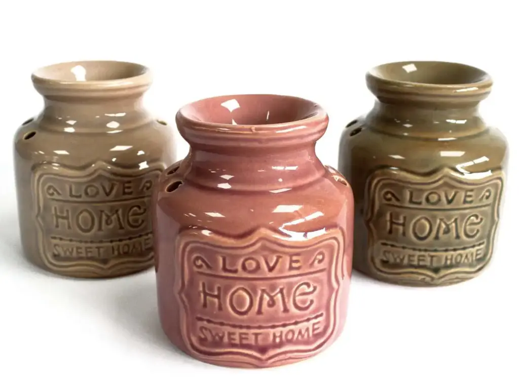 Lrg Home Oil Burner – Love Home Sweet Home | www.artisangoods.co.uk 4 Lrg Home Oil Burner – Love Home Sweet Home | www.artisangoods.co.uk 4