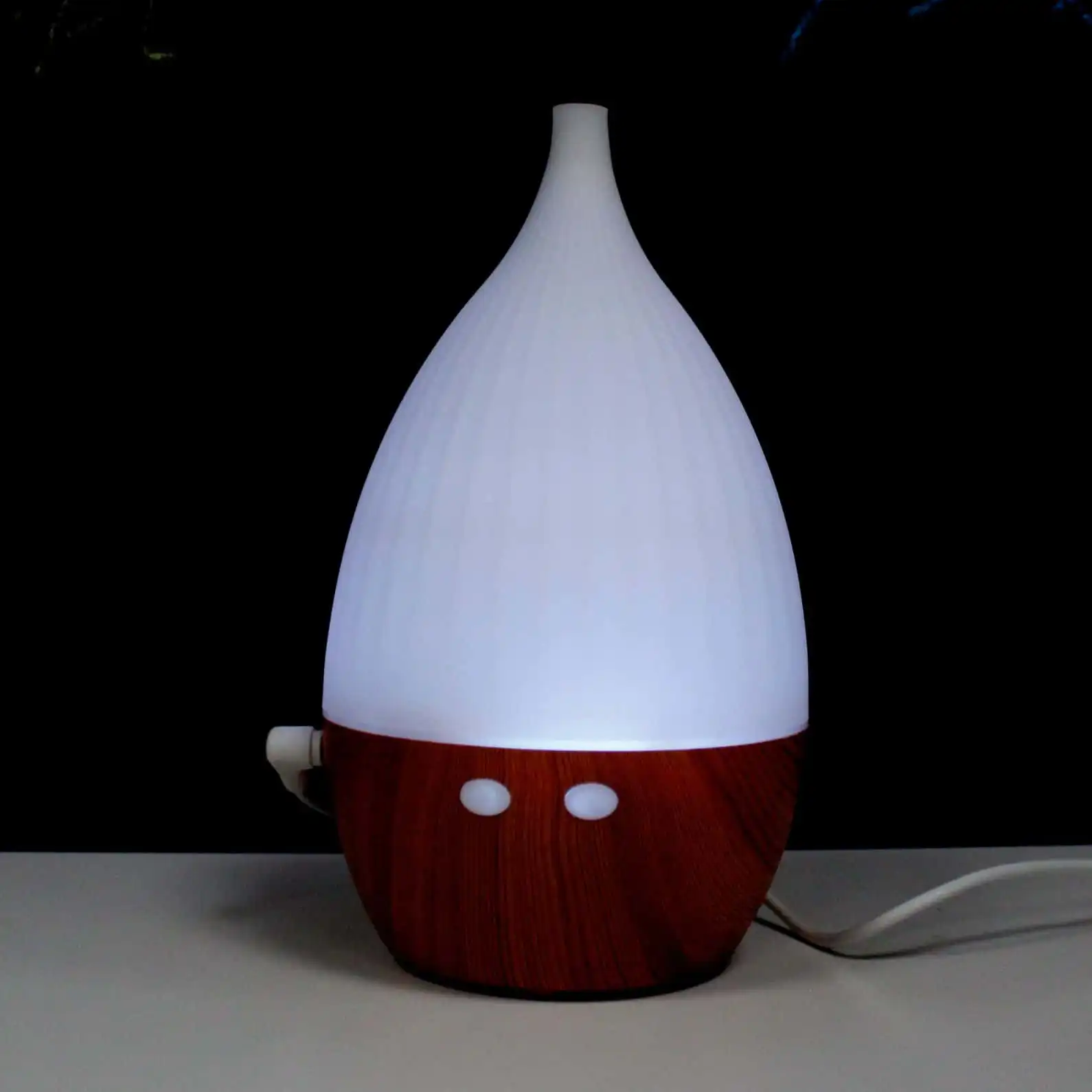 Milan Atomiser – USB – Colour Change | www.artisangoods.co.uk 3 Milan Atomiser – USB – Colour Change | www.artisangoods.co.uk 2