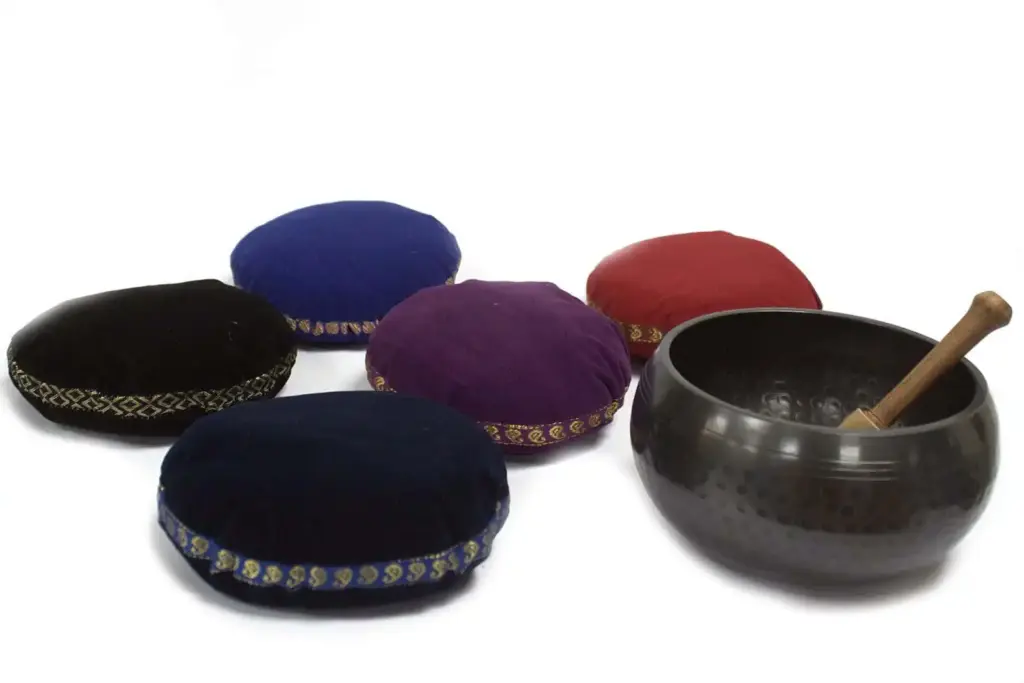 Singing Bowl Velvet Cushion – 11cm | www.artisangoods.co.uk 8