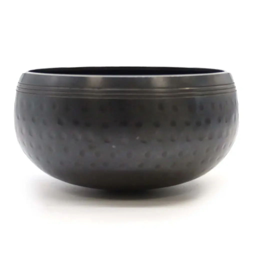 Small Black Beaten Bowl – 14cm | www.artisangoods.co.uk