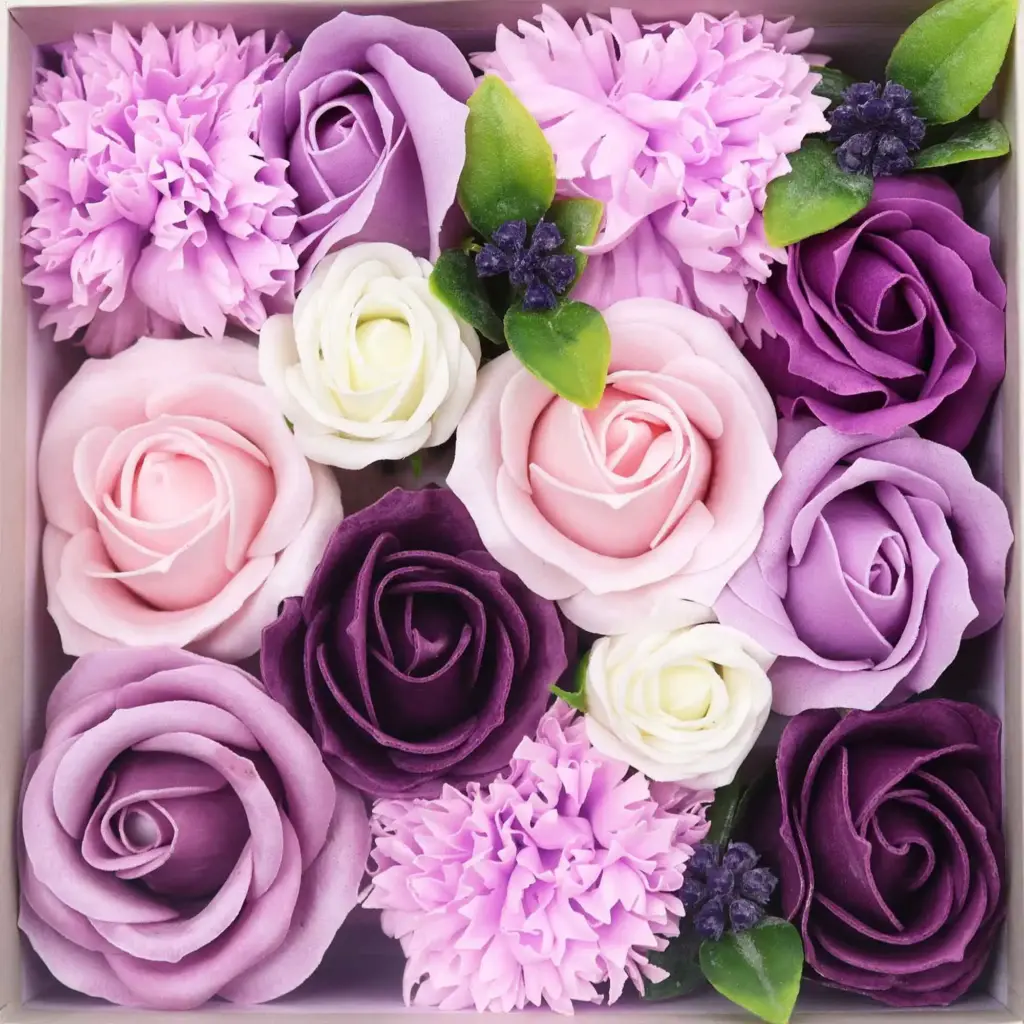 Square Box – Lavender Rose & Carnation | www.artisangoods.co.uk 4 Square Box – Lavender Rose & Carnation | www.artisangoods.co.uk 4