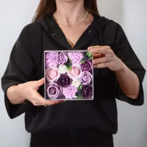 Square Box – Lavender Rose & Carnation | www.artisangoods.co.uk 6