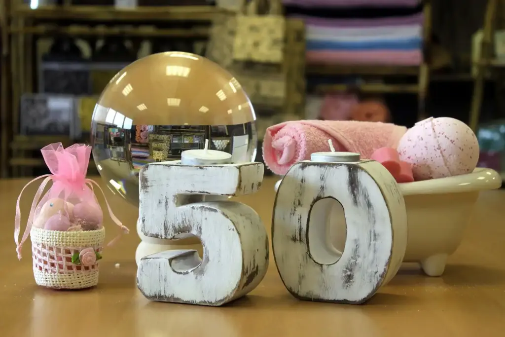 Wooden Birthday Numbers – No.5 | www.artisangoods.co.uk 2