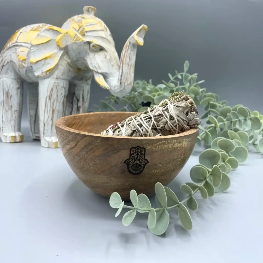 Wooden Smudge and Ritual Offerings Bowl – Hamsa – 13x7cm | www.artisangoods.co.uk 2