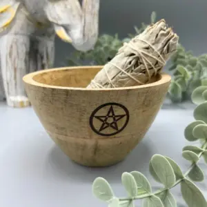 Wooden Smudge and Ritual Offerings Bowl – Pentagram – 11x7cm | www.artisangoods.co.uk 2